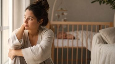 Dépression post-partum : signes, aide et solutions pour s’en sortir